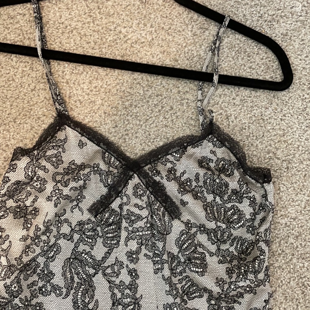 Charlotte Tarantola Black & White Lace-Print Top - Picture 2 of 7